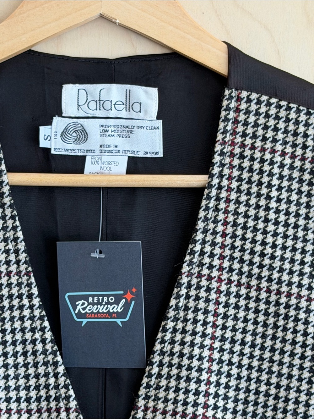 Vintage Rafaella Houndstooth Button Vest in Black & White - Picture 7 of 7